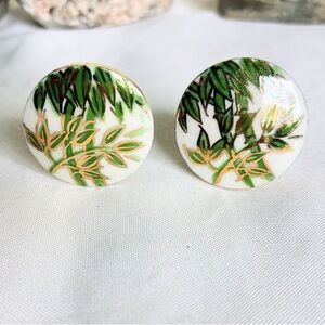 Green bamboo clip on earrings painted ceramic #boho #jewelry #earrings